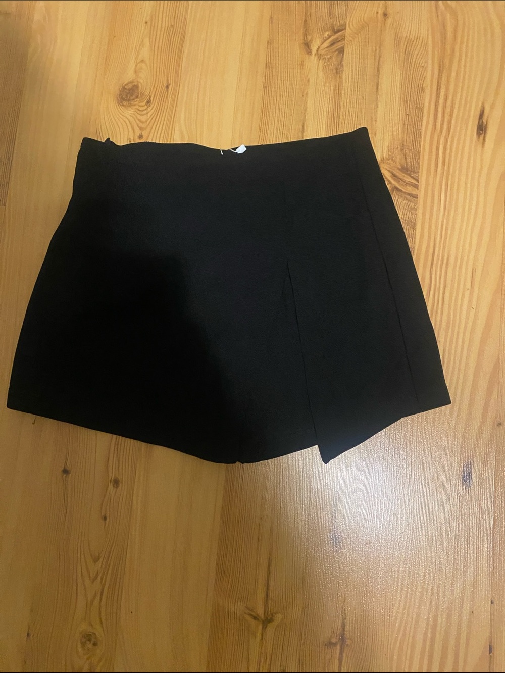 SHEIN Black Asymmetric Wrap Skort